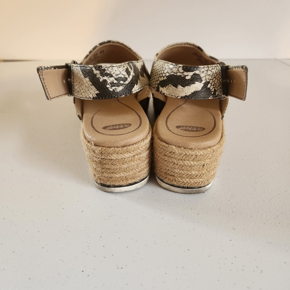 Dr. Scholl's Catch 22 Wedge Espadrille Sandals White Snakeskin Shoes Size 6.5 - Picture 8 of 11